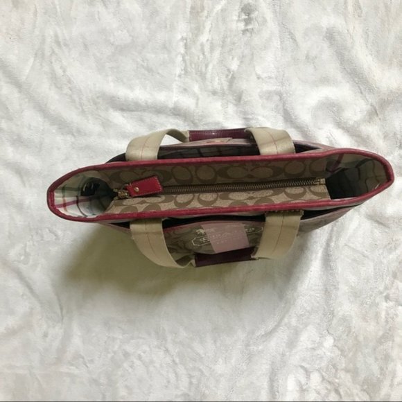 Coach Signature Pink Tote Bag - Picture 3 of 8